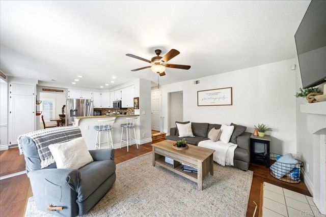 24570 New Haven Drive, Murrieta, CA 92562