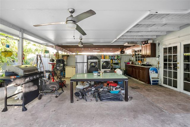 11021 SW 4th St, Sweetwater, FL 33174