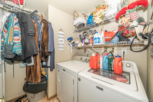 5 Northwood Boulevard, Central Islip, NY 11722