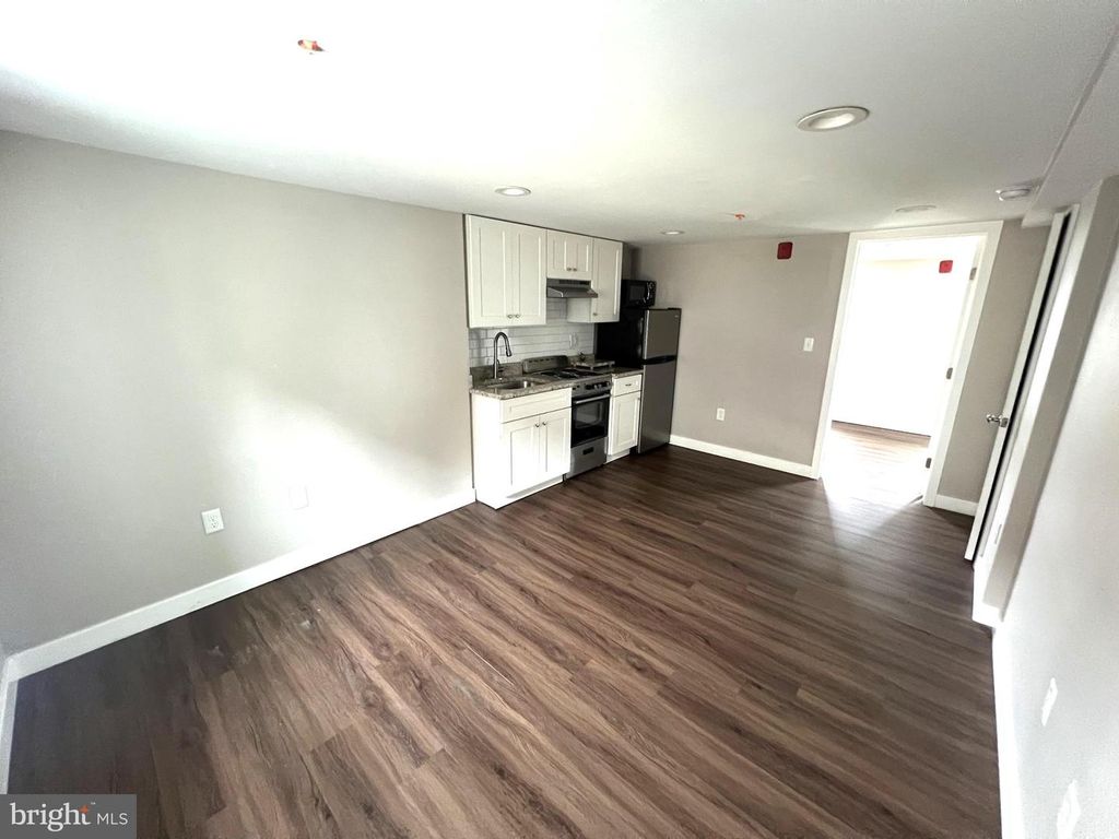 1535 N ORKNEY ST #UNIT B (2ND FLOOR), Philadelphia, PA 19122