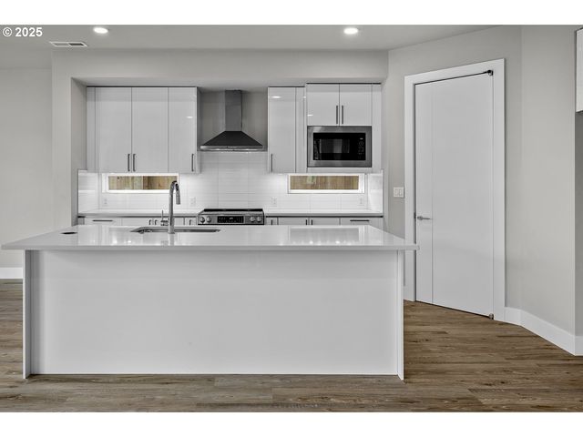 17052 Sw KALAPUYA Ln, Sherwood, OR 97140