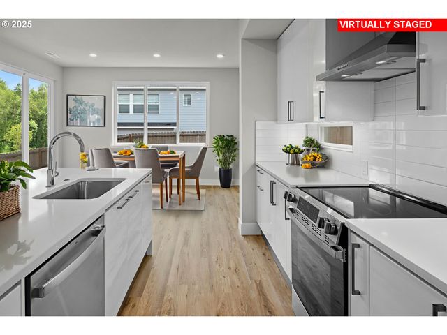 17052 Sw KALAPUYA Ln, Sherwood, OR 97140