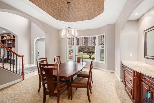 2212 W Cherrywood Cir Circle, Sioux Falls, SD 57108