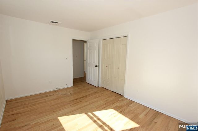 365 54th Street 2, Elmwood Park, NJ 07407