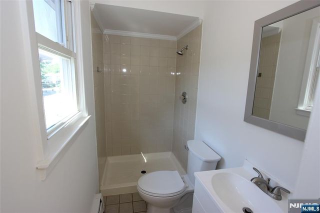 365 54th Street 2, Elmwood Park, NJ 07407