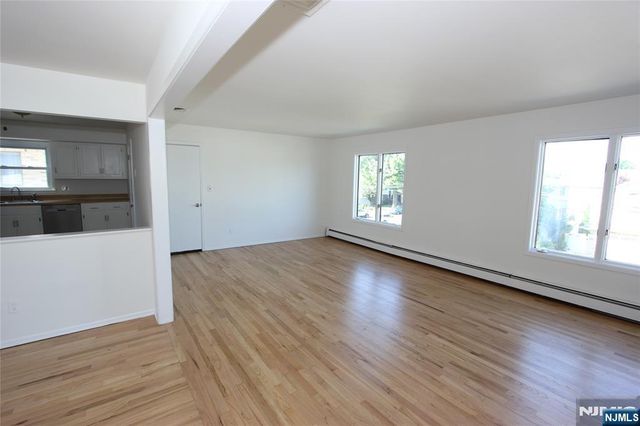 365 54th Street 2, Elmwood Park, NJ 07407
