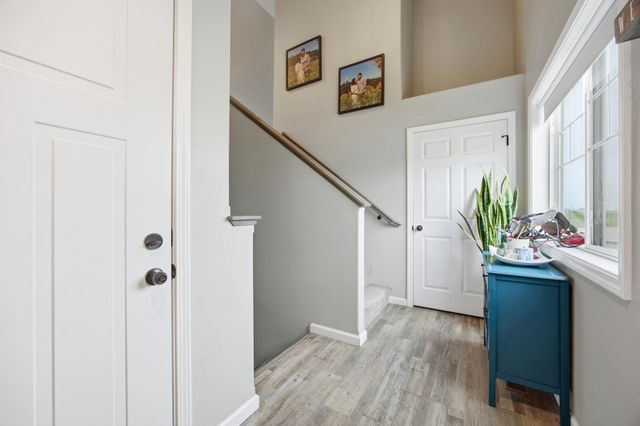 1138 Highland Lane W, West Fargo, ND 58078