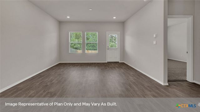 101 LANGSTON Drive, Maxwell, TX 78656