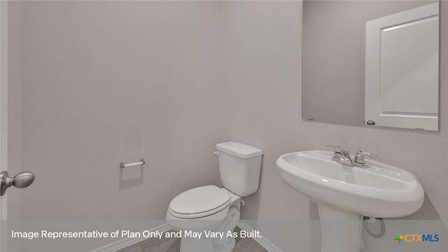 101 LANGSTON Drive, Maxwell, TX 78656