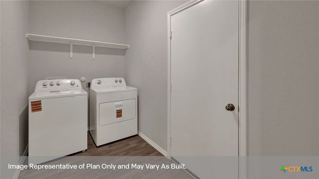 101 LANGSTON Drive, Maxwell, TX 78656