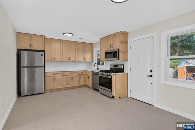 94 Irving Place 2, Garfield, NJ 07026