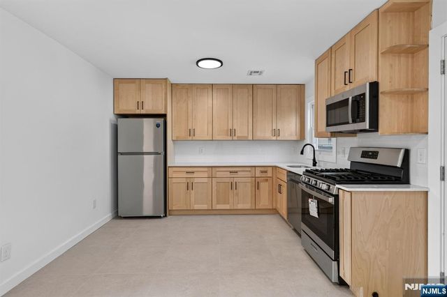 94 Irving Place 2, Garfield, NJ 07026