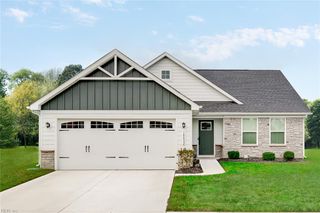104 Bloom LN, Moyock, NC 27958