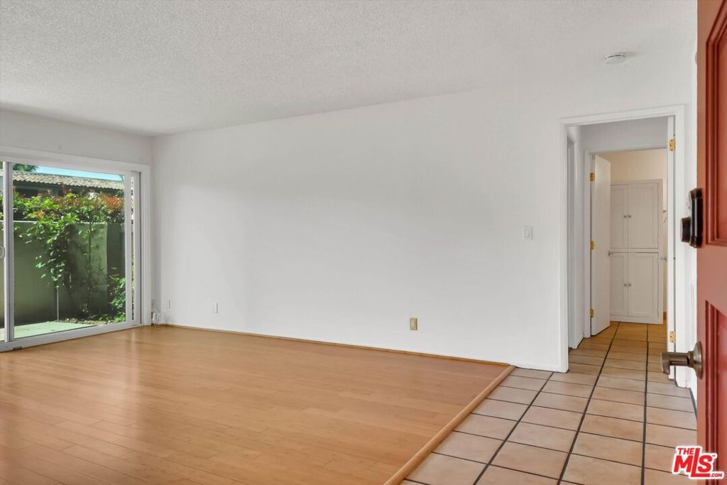 Image 12 of property listing at 41 Dearborn Place 67, Goleta, CA 93117