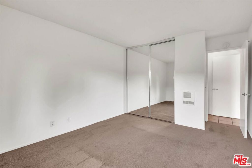 Image 13 of property listing at 41 Dearborn Place 67, Goleta, CA 93117