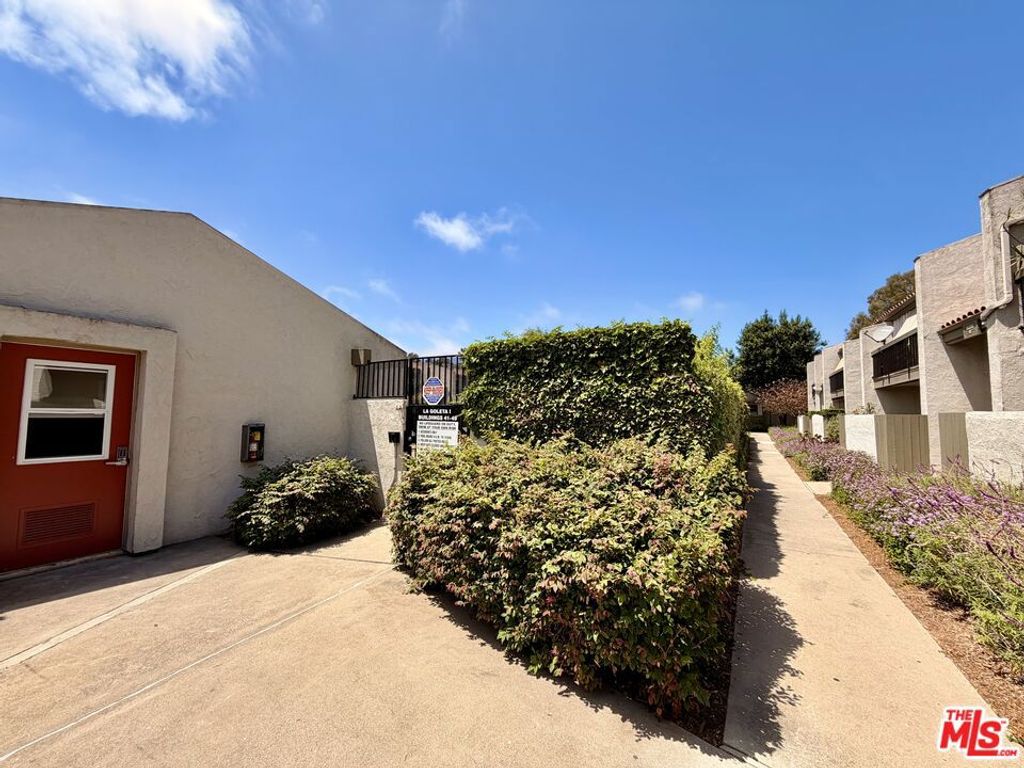 Image 21 of property listing at 41 Dearborn Place 67, Goleta, CA 93117