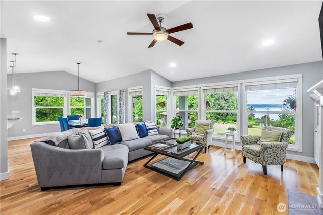 29955 Scenic Drive NE, Poulsbo, WA 98370