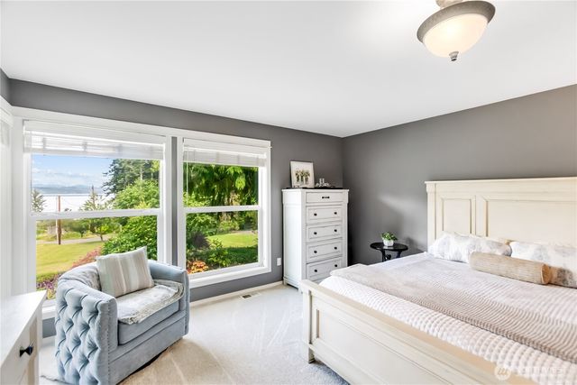 29955 Scenic Drive NE, Poulsbo, WA 98370