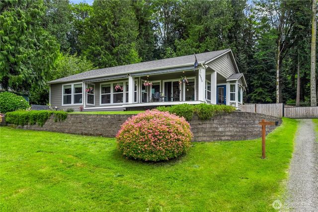 29955 Scenic Drive NE, Poulsbo, WA 98370