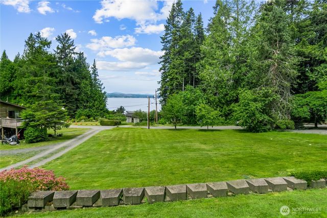29955 Scenic Drive NE, Poulsbo, WA 98370