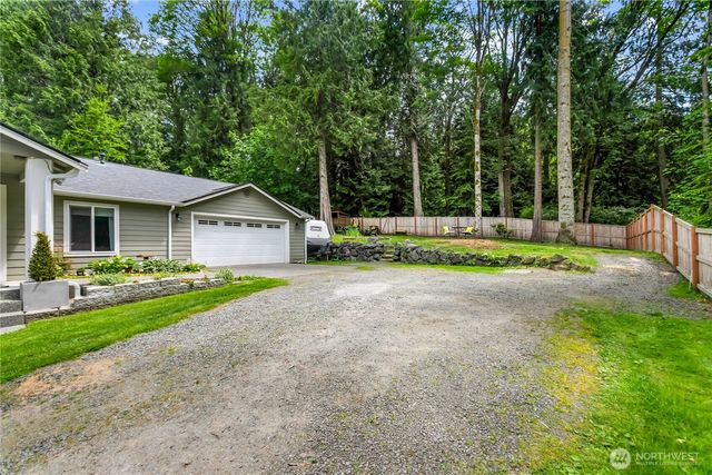 29955 Scenic Drive NE, Poulsbo, WA 98370