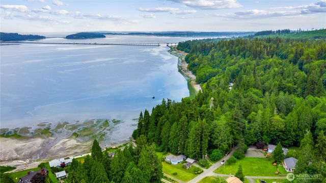 29955 Scenic Drive NE, Poulsbo, WA 98370