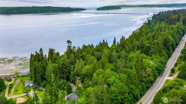 29955 Scenic Drive NE, Poulsbo, WA 98370