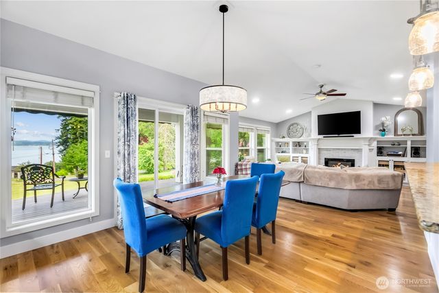 29955 Scenic Drive NE, Poulsbo, WA 98370