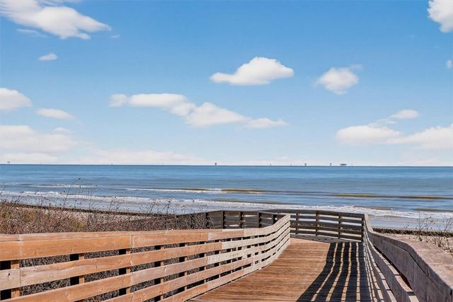 113 Frontside Dr, Corpus Christi, TX 78418