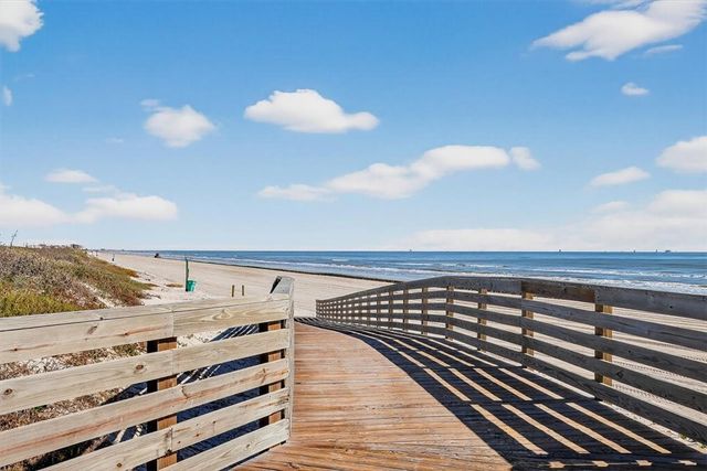 113 Frontside Dr, Corpus Christi, TX 78418