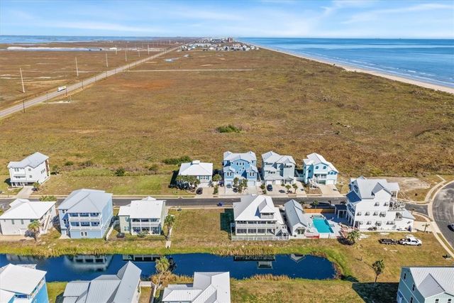 113 Frontside Dr, Corpus Christi, TX 78418