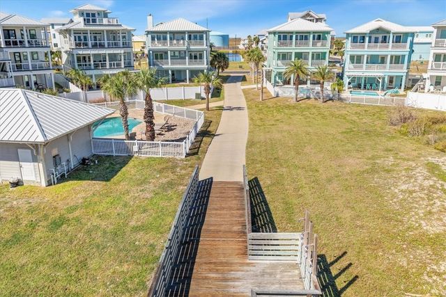 113 Frontside Dr, Corpus Christi, TX 78418