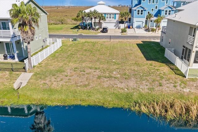 113 Frontside Dr, Corpus Christi, TX 78418