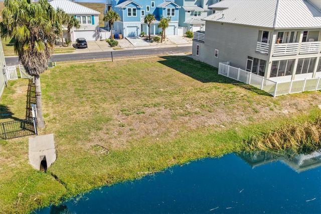 113 Frontside Dr, Corpus Christi, TX 78418