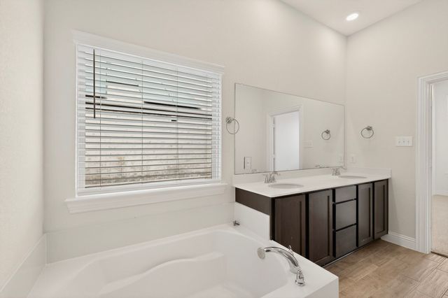 2824 Faro Road, Aubrey, TX 76227