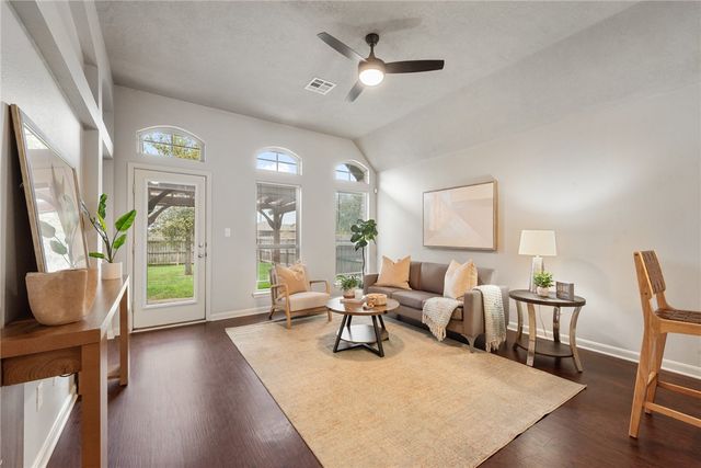 15472 Baker Meadow Loop, College Station, TX 77845