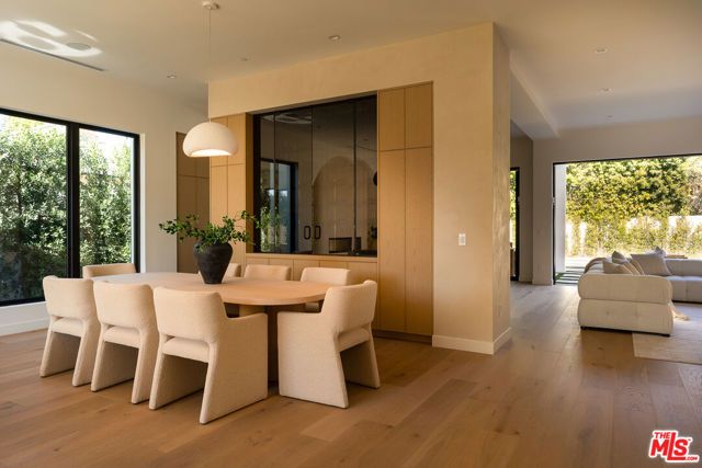 14813 Mccormick Street, Sherman Oaks, CA 91411