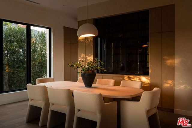 14813 Mccormick Street, Sherman Oaks, CA 91411