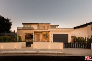 14813 Mccormick Street, Sherman Oaks, CA 91411