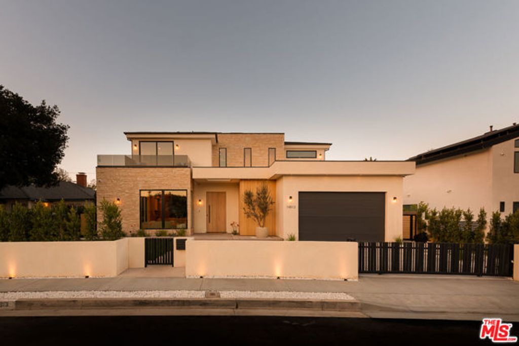 14813 Mccormick Street, Sherman Oaks, CA 91411