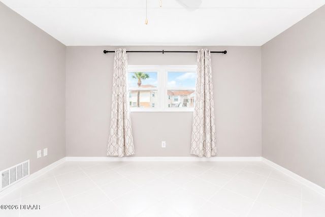 1926 Ocean Shore Blvd Apt 111, Ormond Beach, FL 32176