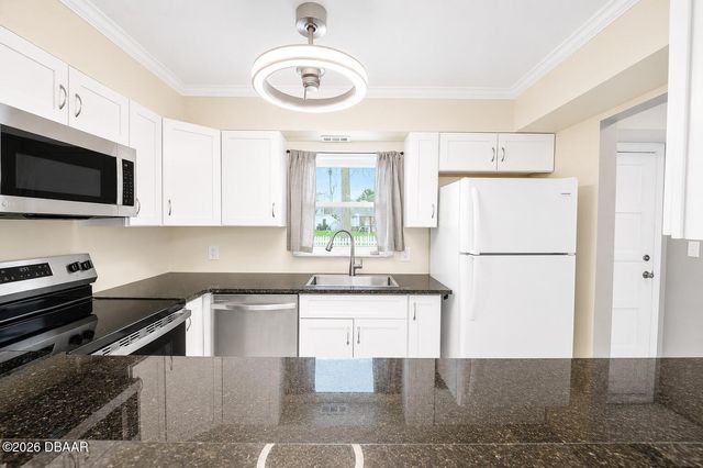 1926 Ocean Shore Blvd Apt 111, Ormond Beach, FL 32176