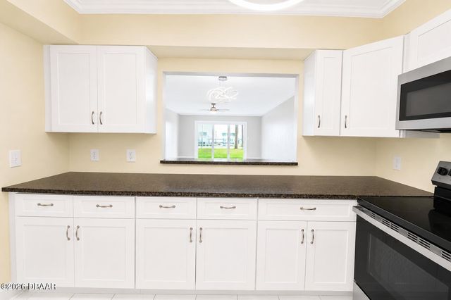 1926 Ocean Shore Blvd Apt 111, Ormond Beach, FL 32176