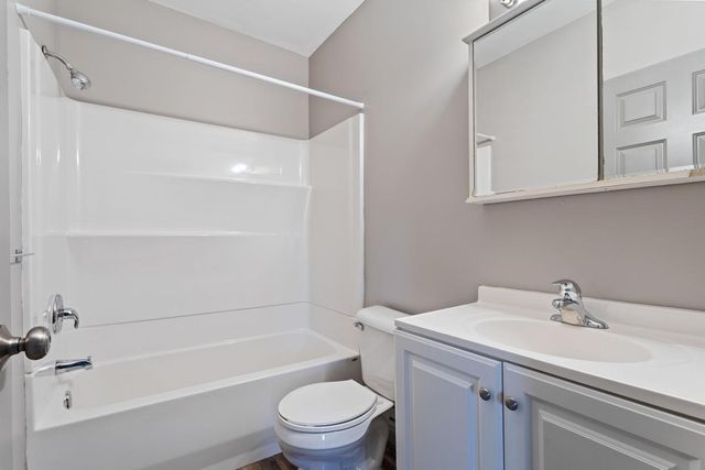 792 Duluth Street, Saint Paul, MN 55106