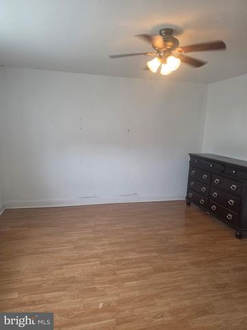 3238 FORDHAM RD, Philadelphia, PA 19114