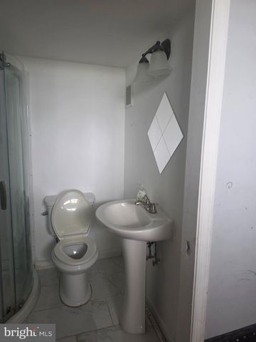3238 FORDHAM RD, Philadelphia, PA 19114