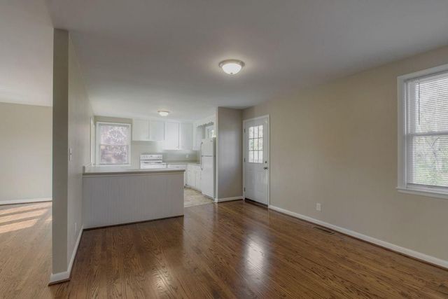 630 Elaine Dr, Nashville, TN 37211