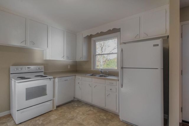 630 Elaine Dr, Nashville, TN 37211