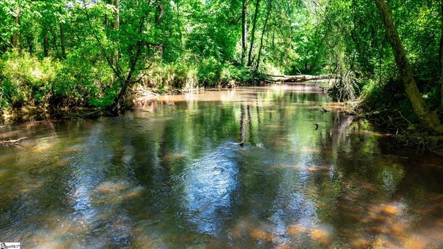 8 Coulter Court, Greer, SC 29650
