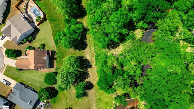 8 Coulter Court, Greer, SC 29650